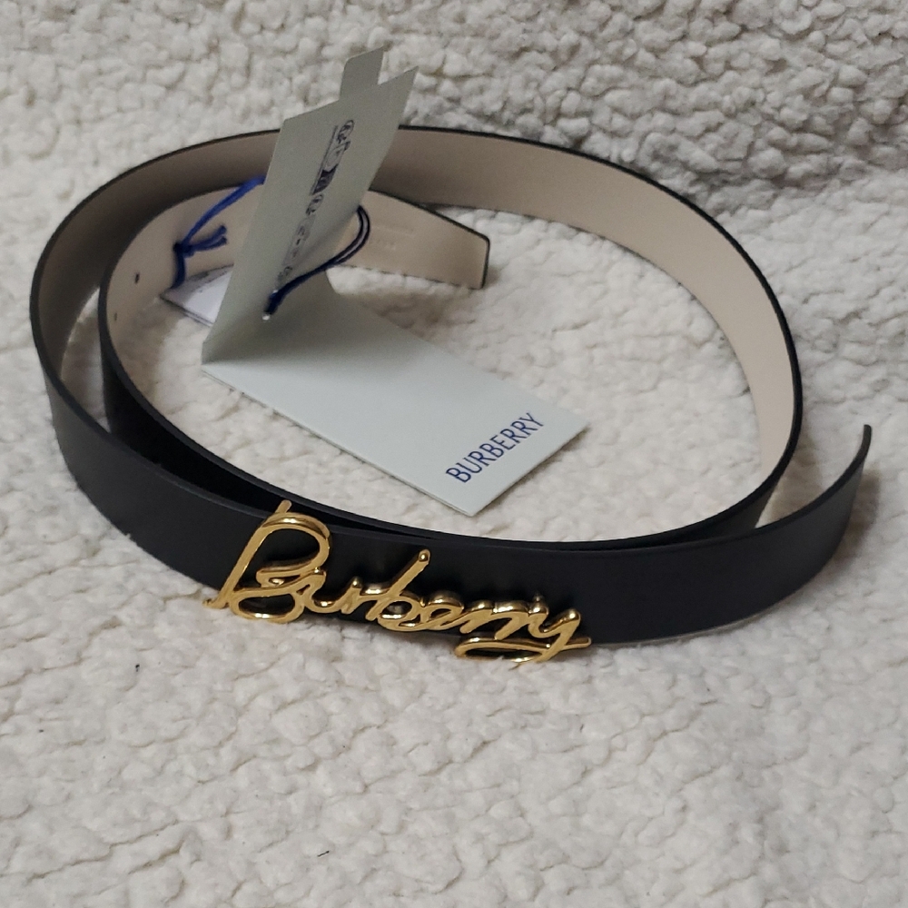 Burberry Leather Gold-Plated Logo Belt